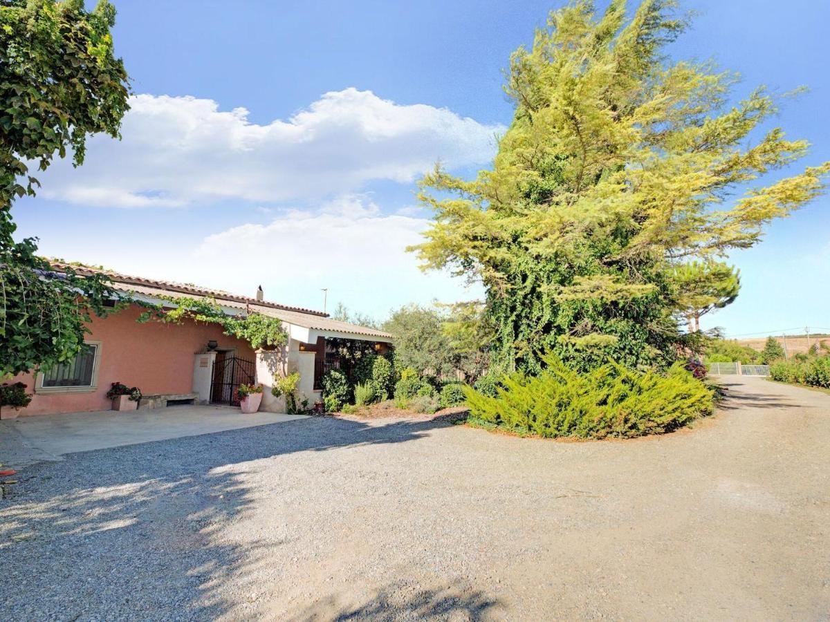 Lively Holiday Home In Fraga With Private Pool Экстерьер фото