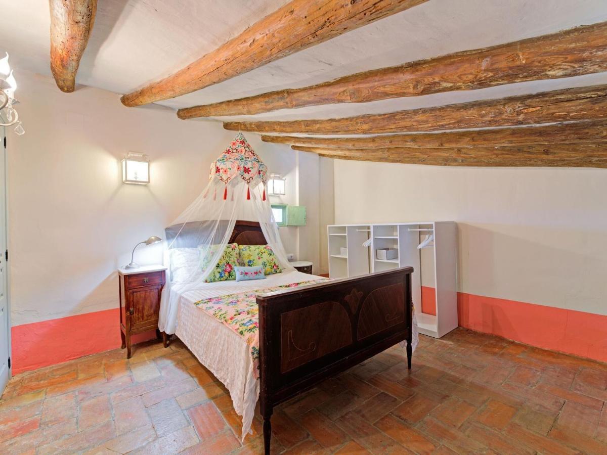 Lively Holiday Home In Fraga With Private Pool Экстерьер фото